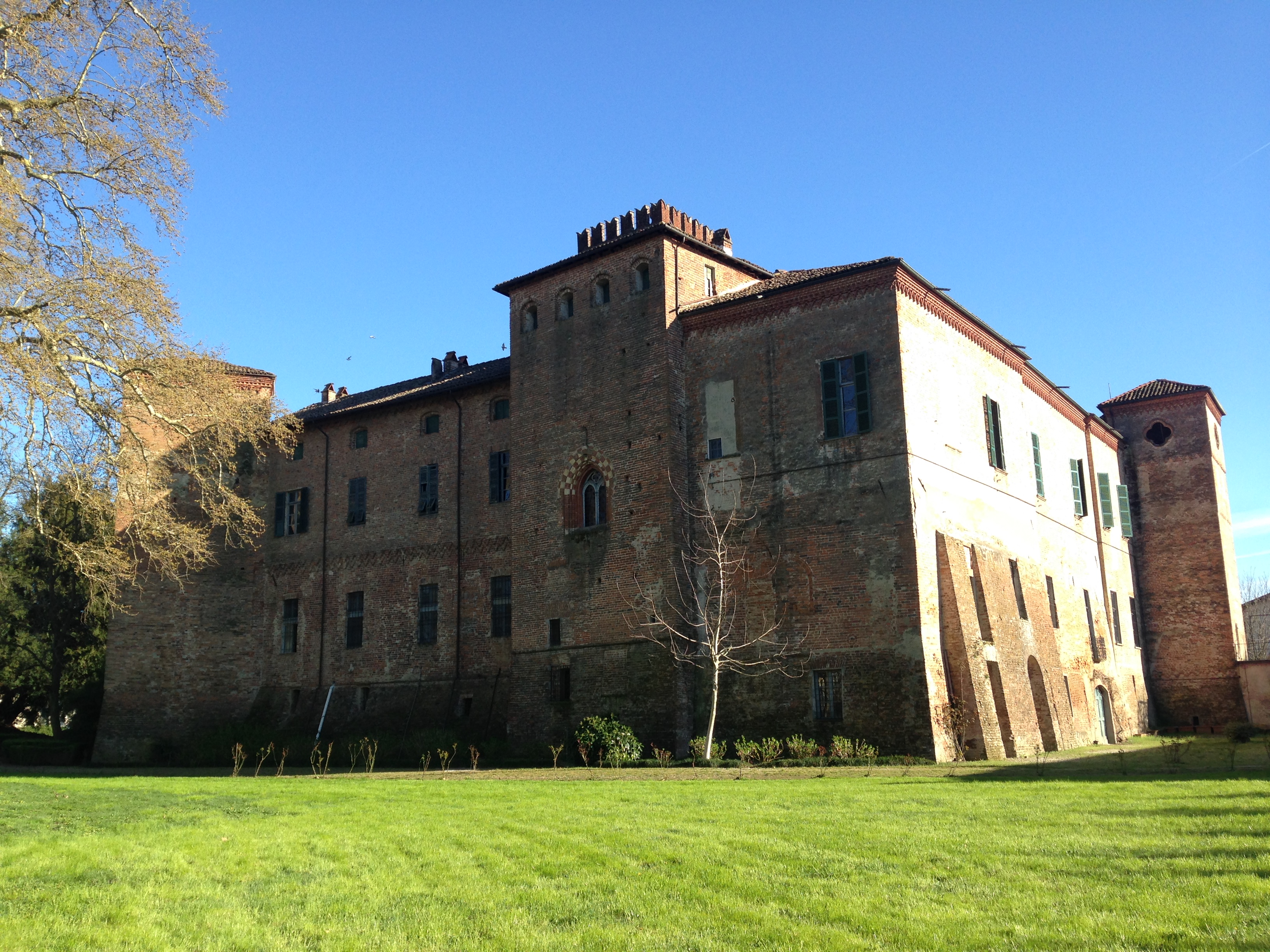 castello-sannazzaro-giarole